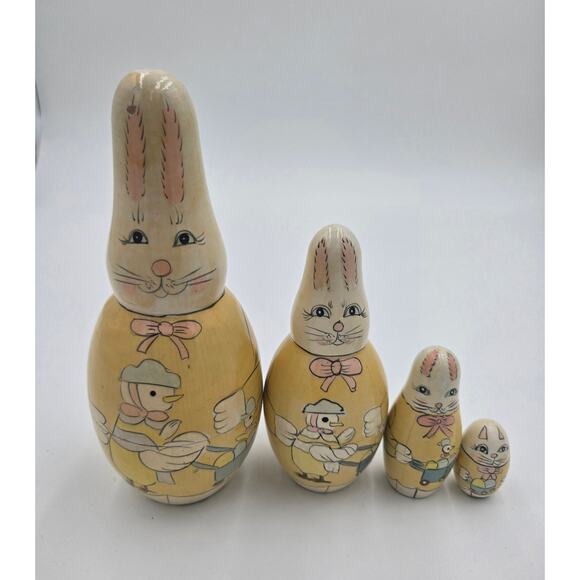 Vintage Bunny Nesting Dolls / Russian Matryoshka Rabbit 4-Piece Set - Picture 1 of 3